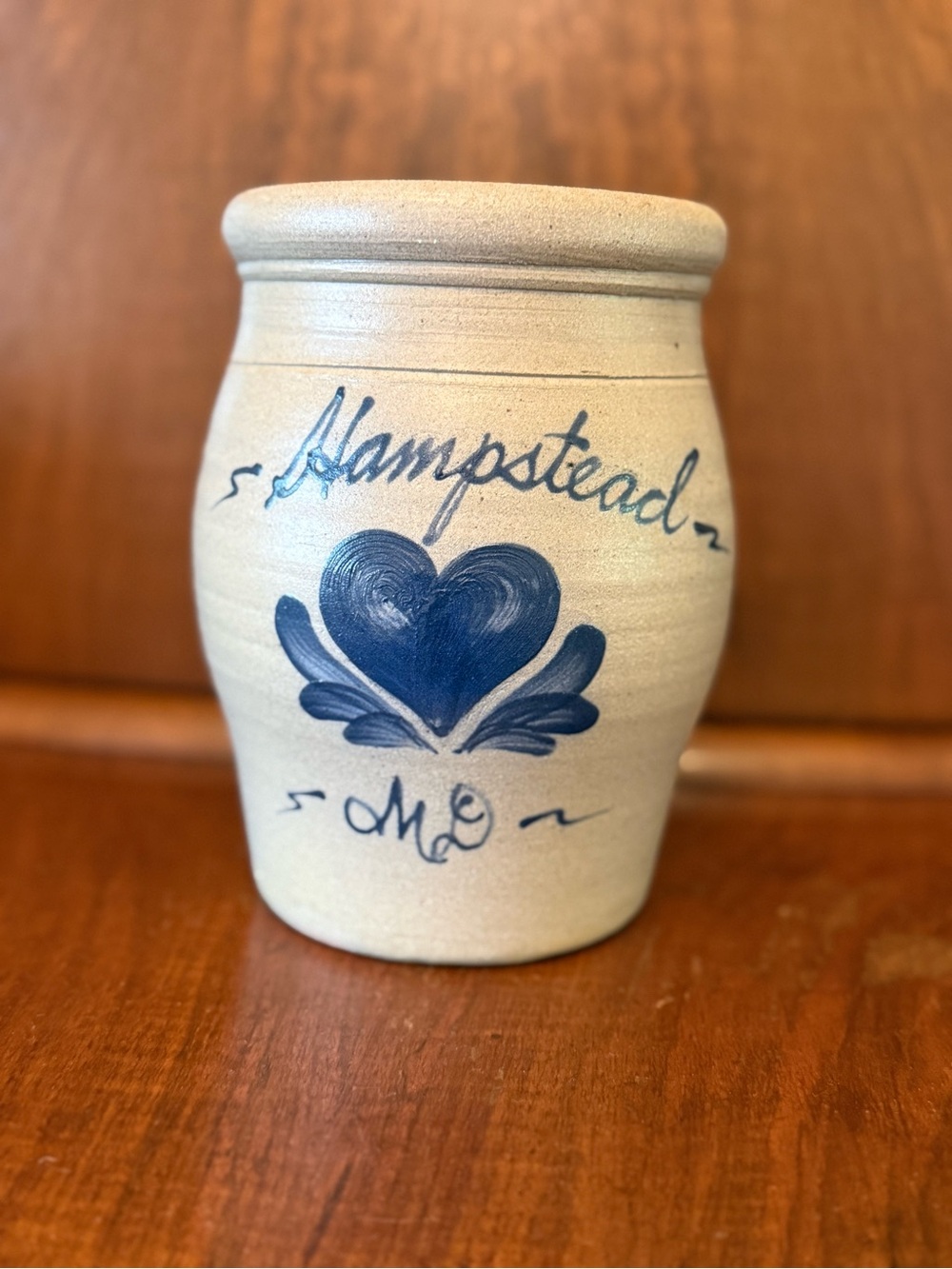 VTG 1992 Rowe Pottery Hampstead MD Custom Heart Salt Glaze Crock